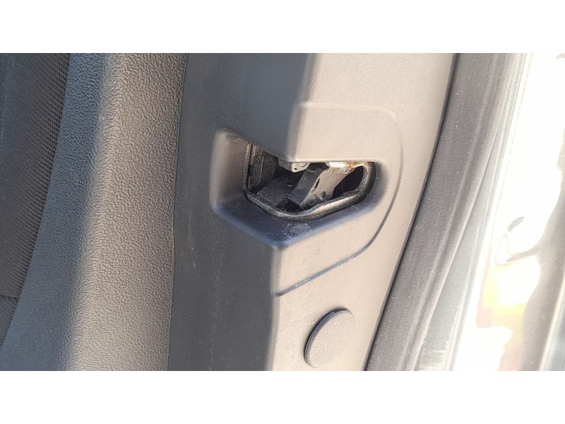 Recambio de cerradura puerta delantera derecha para citroën c5 iii (rd_) 2.0 hdi 140 referencia OEM IAM 9800618380  