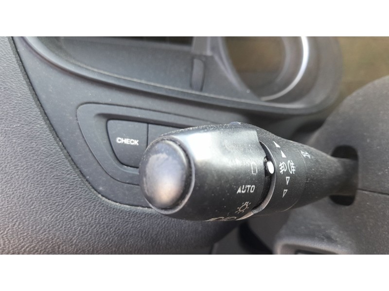 Recambio de mando luces y limpia para citroën c5 iii (rd_) 2.0 hdi 140 referencia OEM IAM 6242RG  