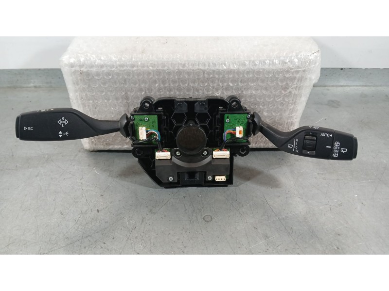 Recambio de mando luces y limpia para bmw i3 (i01) electric referencia OEM IAM 61316833432  