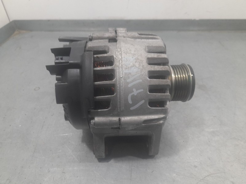 Recambio de alternador para renault express furgoneta/monovolumen 1.5 blue dci 95 (f6ab) referencia OEM IAM 231006293R FG18T192 