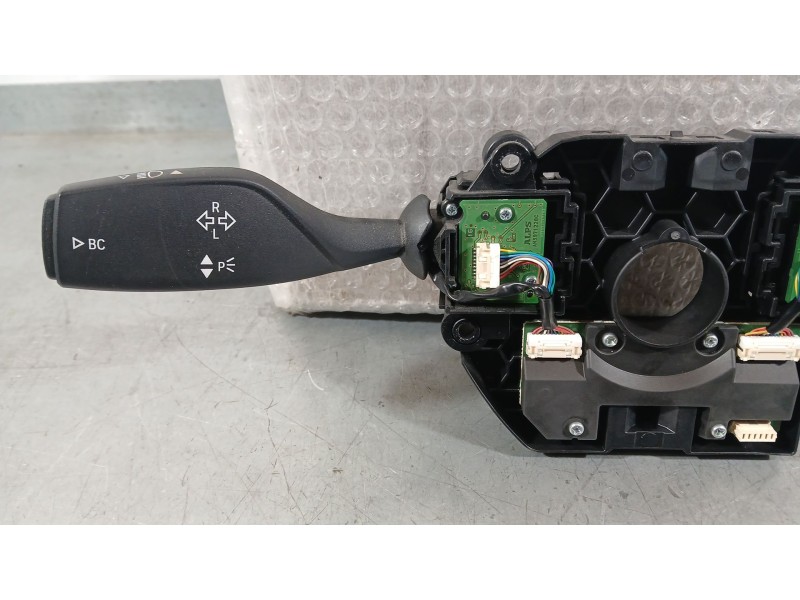 Recambio de mando luces y limpia para bmw i3 (i01) electric referencia OEM IAM 61316833432  