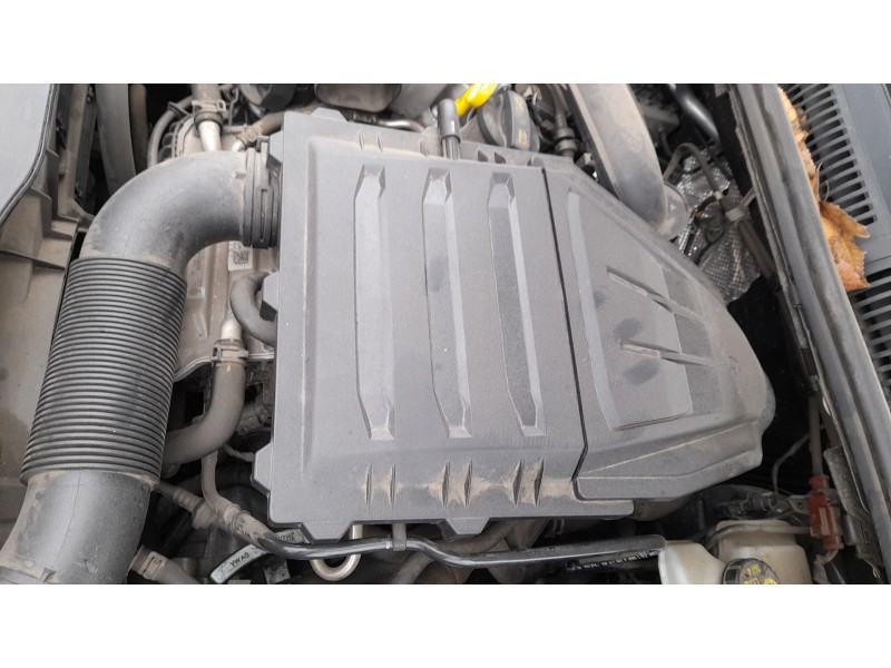 Recambio de carcasa filtro aire para volkswagen polo vi (aw1, bz1, ae1) 1.0 tsi referencia OEM IAM 04C129601M  