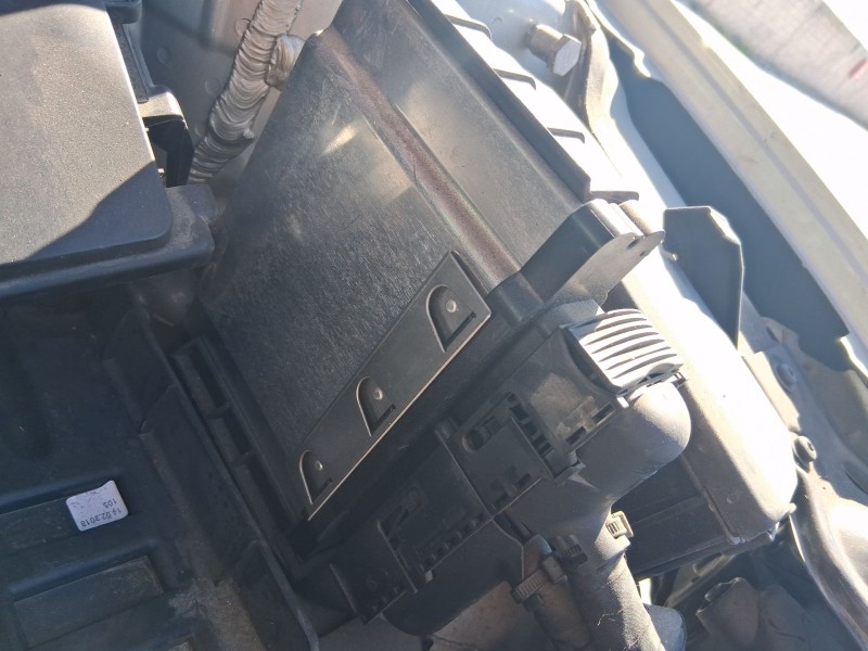 Recambio de centralita motor uce para volkswagen polo vi (aw1, bz1, ae1) 1.0 tsi referencia OEM IAM 04C906026BD  