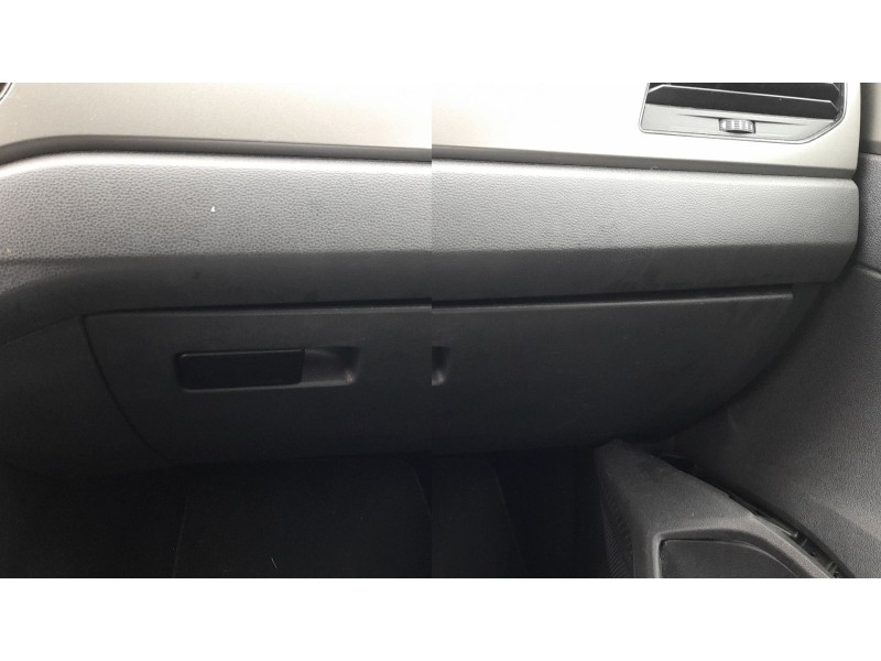 Recambio de guantera para volkswagen polo vi (aw1, bz1, ae1) 1.0 tsi referencia OEM IAM 2G1857097G82V  