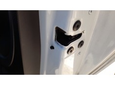 CERRADURA PUERTA TRASERA DERECHA A4537307500 