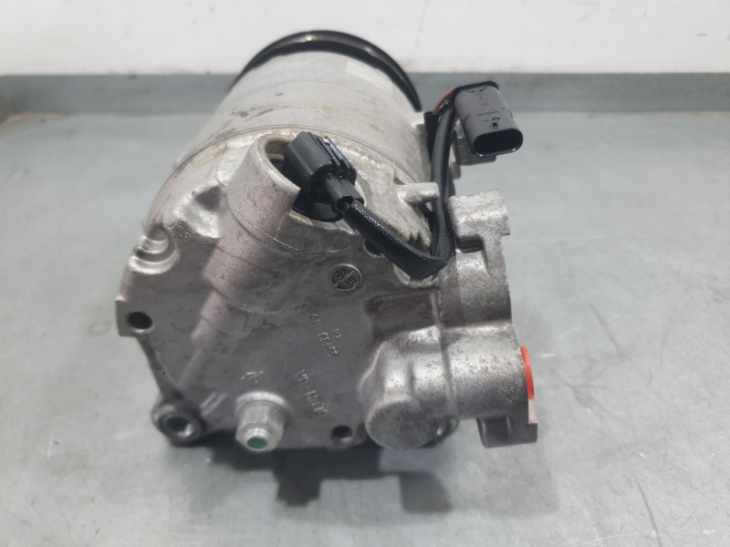Recambio de compresor aire acondicionado para mini mini (f56) cooper s referencia OEM IAM 71106898012  