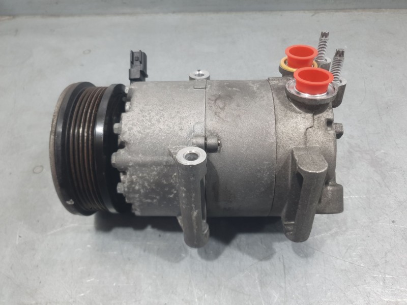 Recambio de compresor aire acondicionado para ford focus iii 1.6 ecoboost referencia OEM IAM AV6119D629CA  