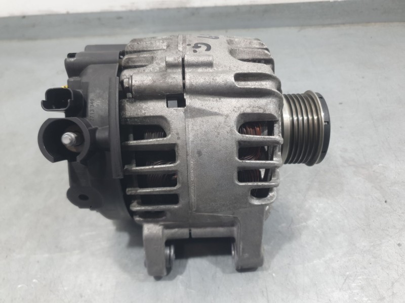 Recambio de alternador para citroën c-elysee (dd_) 1.2 vti 82 referencia OEM IAM 9818677980 2713135A VALEO