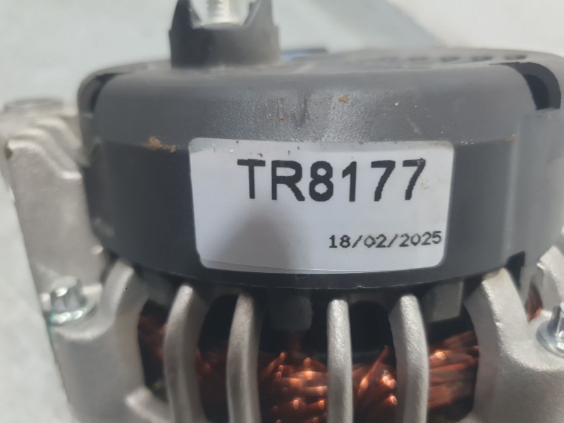 Recambio de alternador para renault clio ii (bb_, cb_) 1.2 (bb0a, bb0f, bb10, bb1k, bb28, bb2d, bb2h, cb0a,... referencia OEM IA
