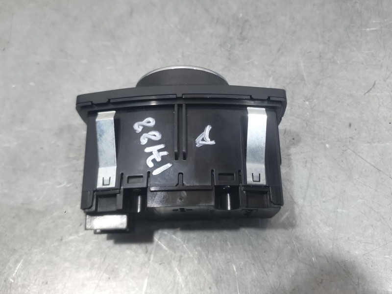 Recambio de mando luces para ford focus iii 1.6 ecoboost referencia OEM IAM BM5T13A024CB  