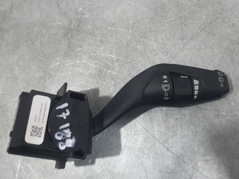 Recambio de mando limpia para ford focus iii 1.6 ecoboost referencia OEM IAM AV6T17A553AC  