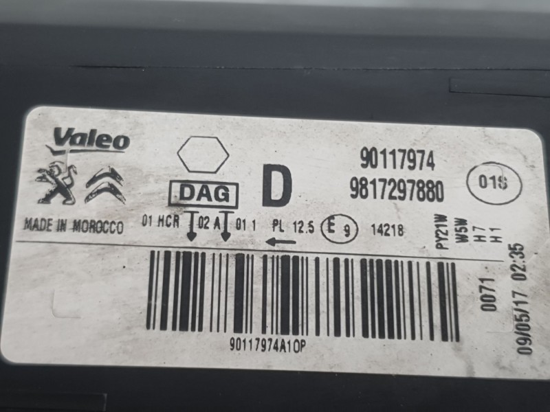 Recambio de faro derecho para citroën c-elysee (dd_) 1.2 vti 82 referencia OEM IAM 9817297880 90117974 VALEO