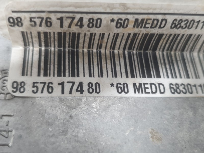 Recambio de cremallera direccion para peugeot 2008 ii (ud_, us_, uy_, uj_, ur_, uc_) 1.2 puretech 100 referencia OEM IAM 9857617