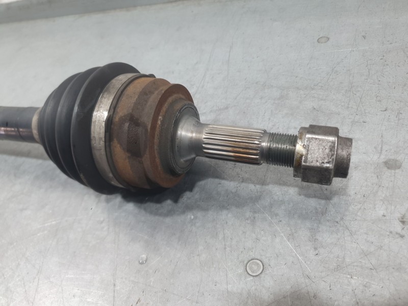 Recambio de transmision delantera derecha para citroën c-elysee (dd_) 1.2 vti 82 referencia OEM IAM 9816309080  1608419880