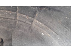 PLASTICO PASE RUEDA TRAS. IZQ. 8T8810171A 