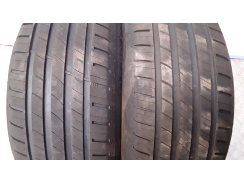 Recambio de neumatico pareja para neumaticos reutilizados - referencia OEM IAM 215551697W TAURUS 215/55/16/97W