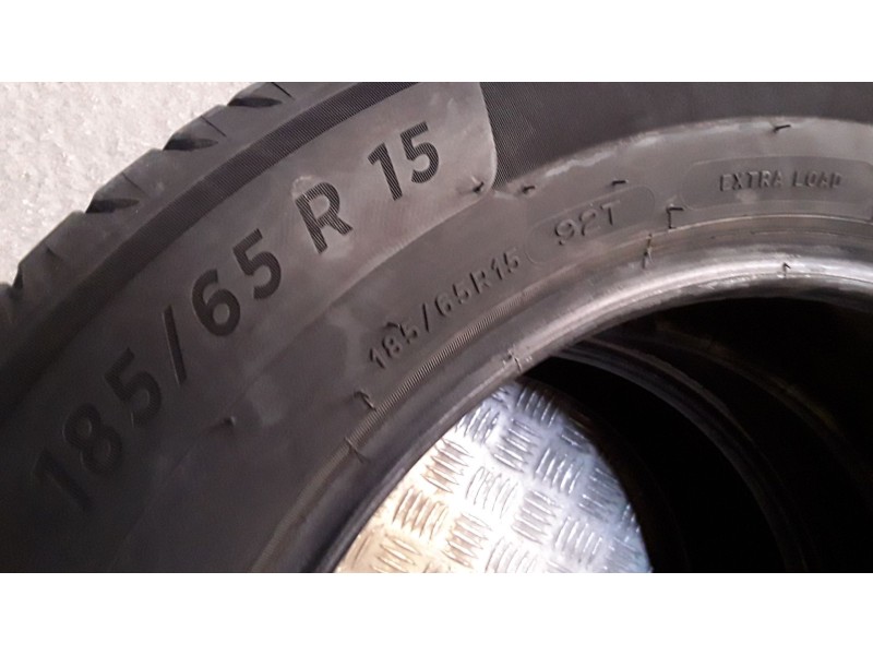 Recambio de neumatico pareja para neumaticos reutilizados - referencia OEM IAM 185651592T MICHELIN 185/65/15/92T