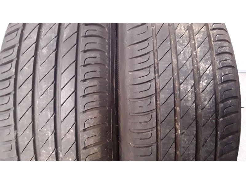 Recambio de neumatico pareja para neumaticos reutilizados - referencia OEM IAM 185651592T KLEBER 185/65/15/92T