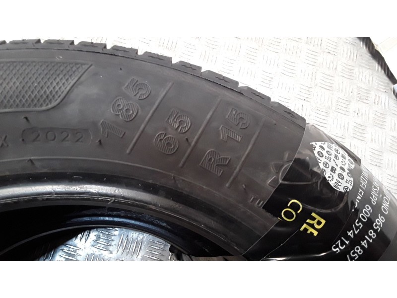 Recambio de neumatico pareja para neumaticos reutilizados - referencia OEM IAM 185651592T KLEBER 185/65/15/92T