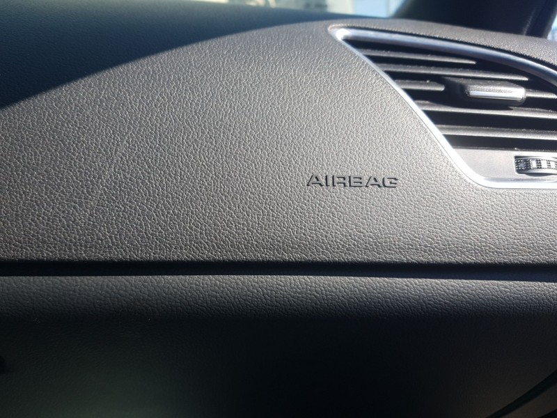 Recambio de kit airbag para audi a5 sportback (8ta) 2.0 tdi referencia OEM IAM 8K0880201AE C/SALPICADERO Y PRETENSORES 8K0880201