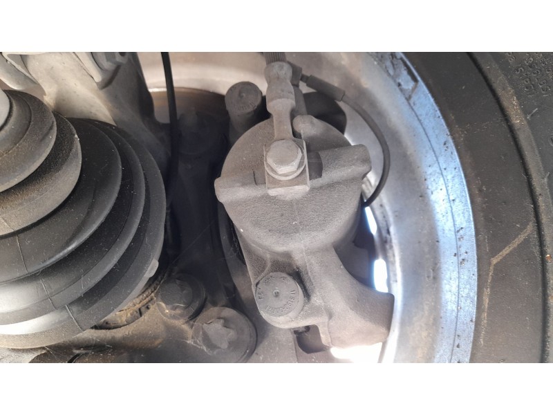 Recambio de pinza freno delantera izquierda para fiat croma (194_) 1.9 d multijet (194axb1b) referencia OEM IAM 735350351  