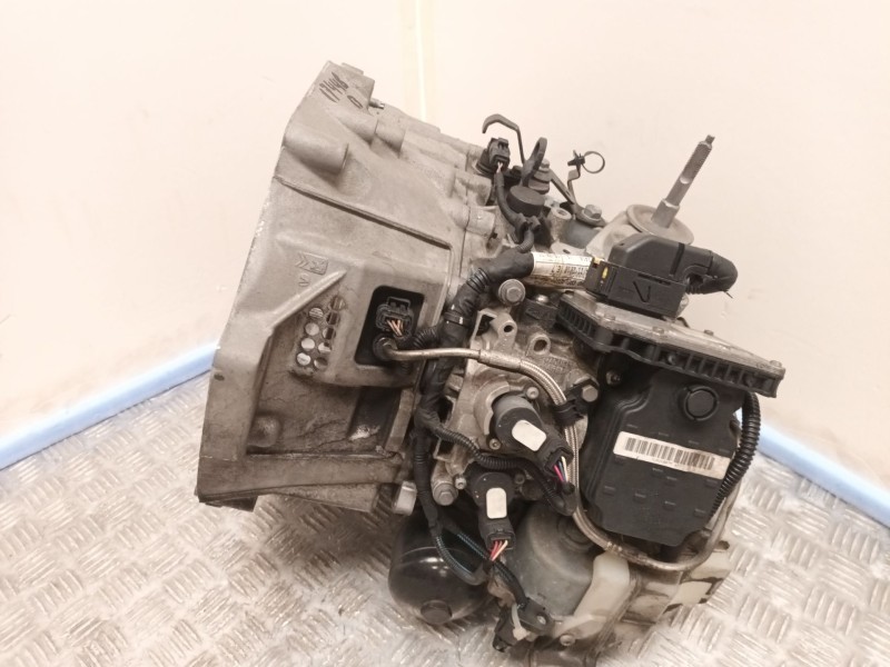 Recambio de caja cambios para peugeot 5008 (0u_, 0e_) 1.6 hdi referencia OEM IAM 20DR15 20DS85 2232G9