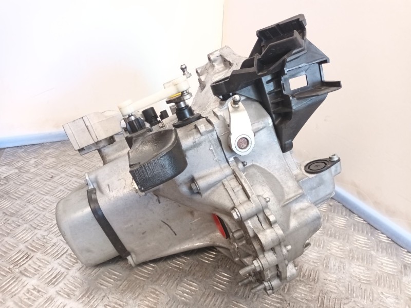 Recambio de caja cambios para citroën c-elysee (dd_) 1.2 vti 82 referencia OEM IAM 20CR15 5 Velocidades 1608995480