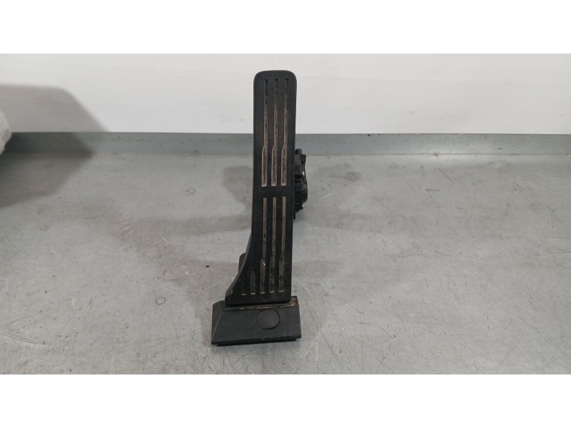 Recambio de potenciometro pedal para ssangyong tivoli 1.5 referencia OEM IAM   