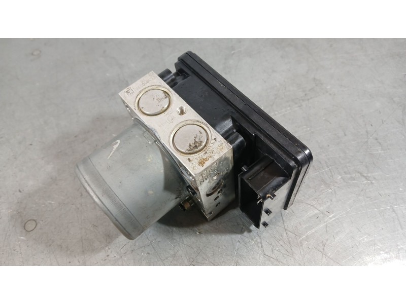 Recambio de abs para ssangyong tivoli 1.5 referencia OEM IAM 4892035400  