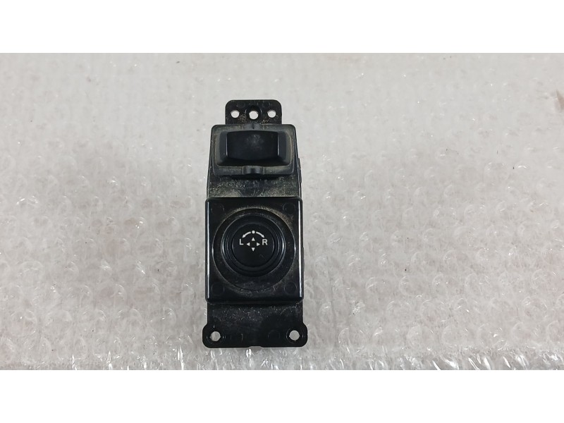 Recambio de mando retrovisor para ssangyong tivoli 1.5 referencia OEM IAM 8550135100LBV  