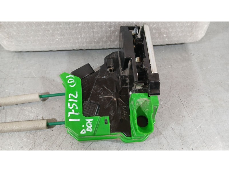 Recambio de cerradura puerta delantera derecha para ssangyong tivoli 1.5 referencia OEM IAM 7122035001  