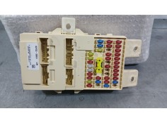 CAJA RELES / FUSIBLES 8215335031 