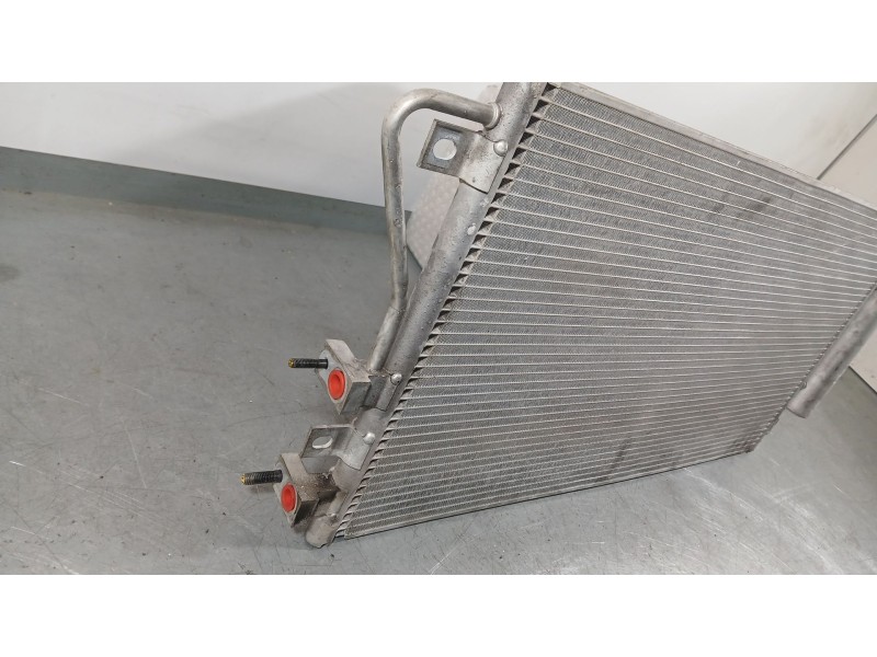 Recambio de condensador / radiador aire acondicionado para ssangyong tivoli 1.5 referencia OEM IAM 6840035000  200059C
