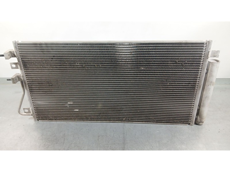 Recambio de condensador / radiador aire acondicionado para ssangyong tivoli 1.5 referencia OEM IAM 6840035000  200059C