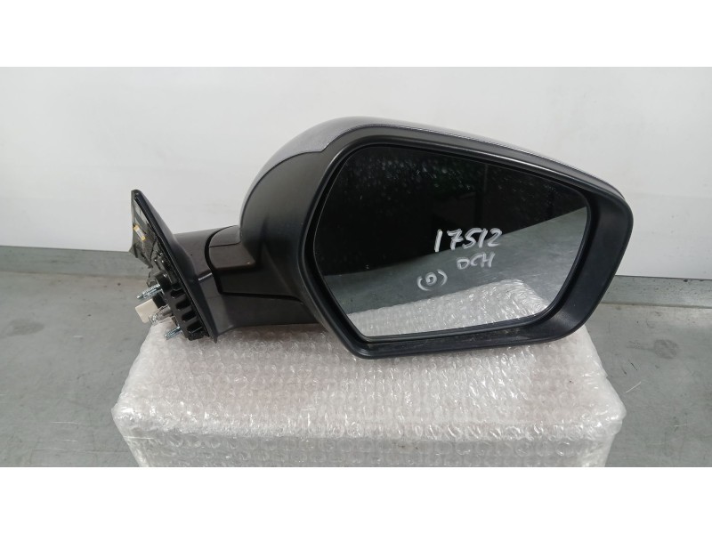 Recambio de retrovisor derecho para ssangyong tivoli 1.5 referencia OEM IAM 78960352A0 ROZADO ELECTRICO 5 PINS 