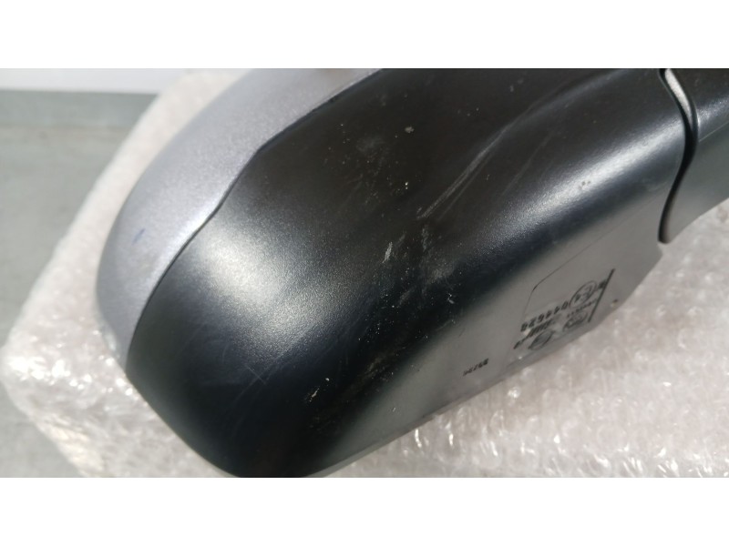 Recambio de retrovisor derecho para ssangyong tivoli 1.5 referencia OEM IAM 78960352A0 ROZADO ELECTRICO 5 PINS 