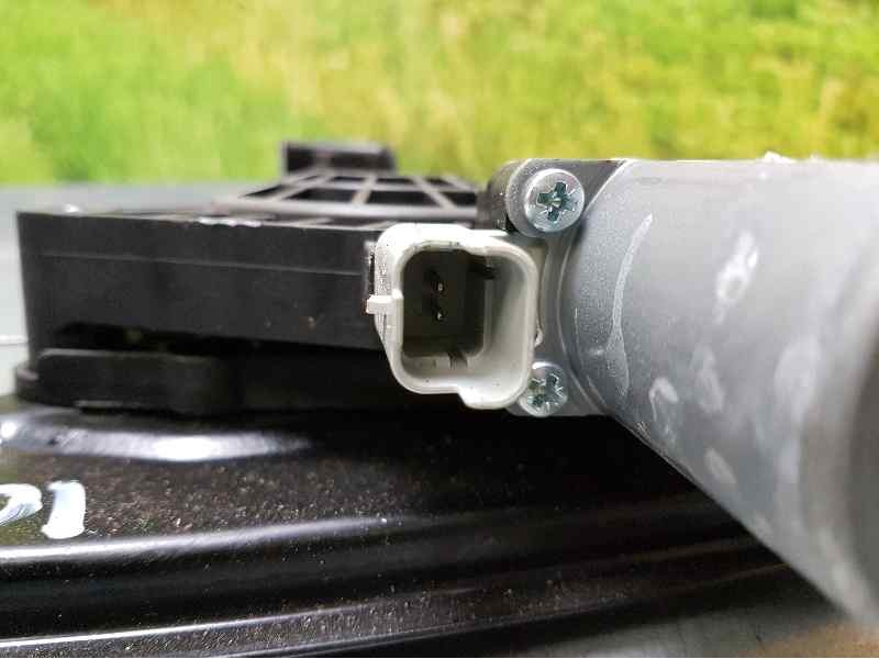 Recambio de elevalunas delantero derecho para nissan pulsar (c13) acenta referencia OEM IAM 807003ZL0B C26015101 ELECTRICO 2 PIN