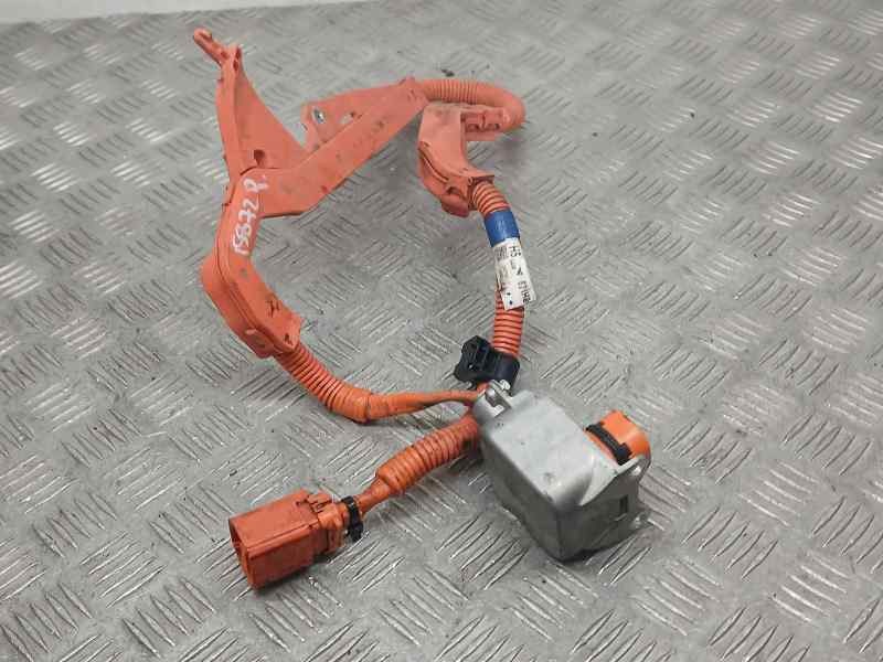 Recambio de modulo electronico para toyota rav4 hybrid 4x2 advance referencia OEM IAM 821H233020D 68820AB CABLES BATERIA HIBRIDA