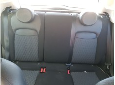 ASIENTOS TRASEROS TOCADO 