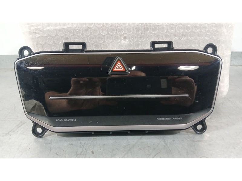 Recambio de mando climatizador para ssangyong tivoli 1.5 referencia OEM IAM 6872035061  A16410839301