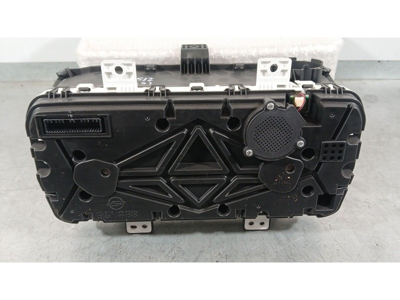 Recambio de cuadro instrumentos para ssangyong tivoli 1.5 referencia OEM IAM 8021035761  
