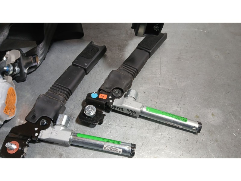 Recambio de kit airbag para ssangyong tivoli 1.5 referencia OEM IAM 8620135501LBH C/SALPICADERO Y PRETENSORES 8620135501LBH COND