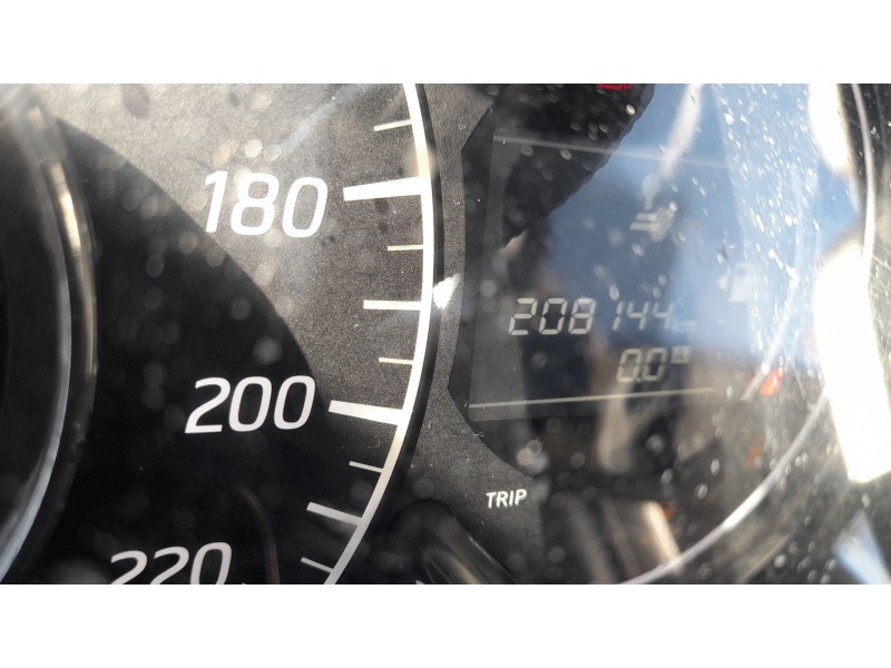 nissan note (e12) del año 2014