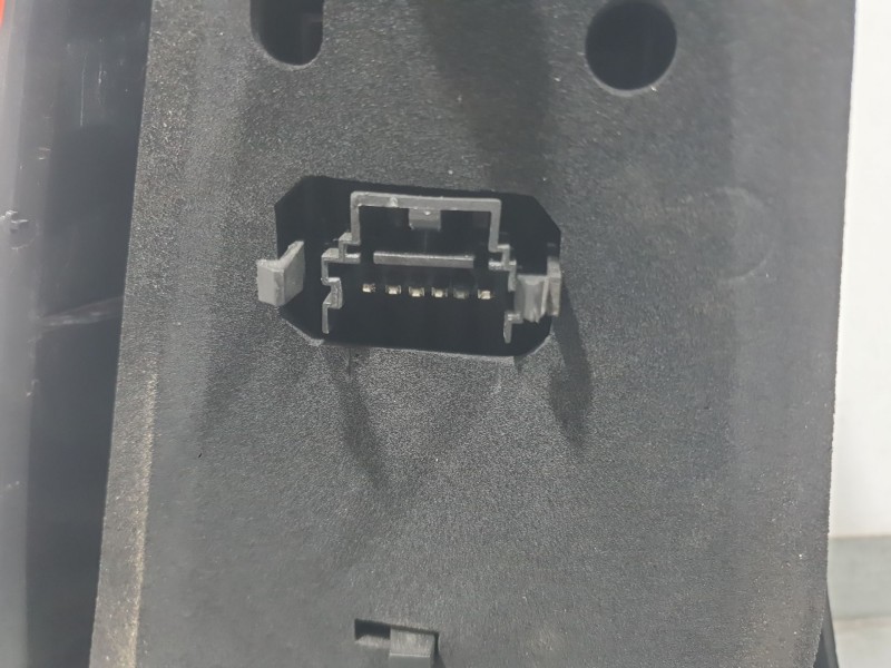 Recambio de piloto trasero derecho exterior para dacia logan (ls_) 1.5 dci (ls0k) referencia OEM IAM 8200498393  