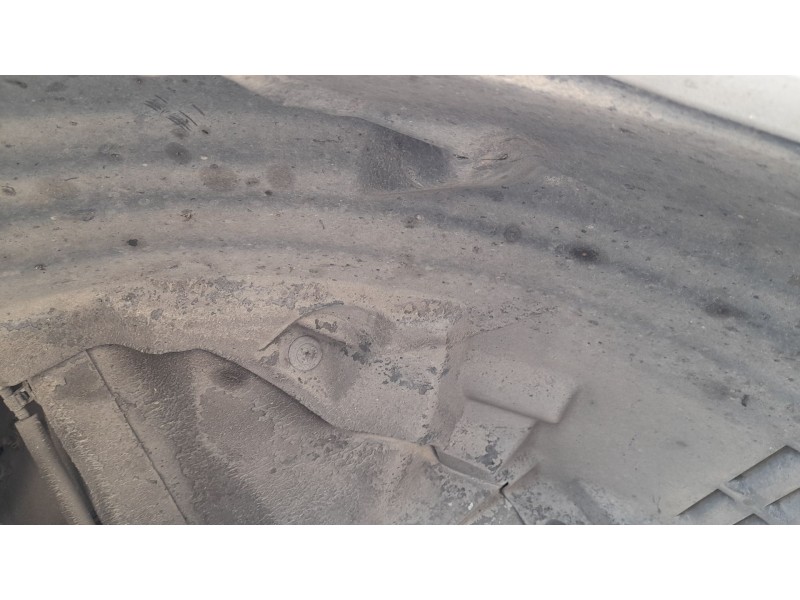 Recambio de plastico pase rueda del. dch. para hyundai accent iii (mc) 1.6 gls referencia OEM IAM 868121E000  