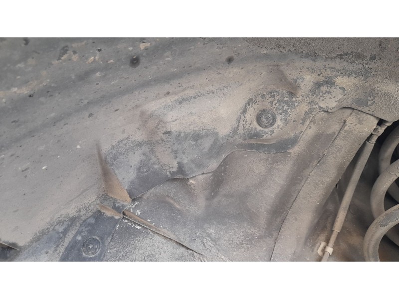 Recambio de plastico pase rueda del. izq. para hyundai accent iii (mc) 1.6 gls referencia OEM IAM 868111E000  