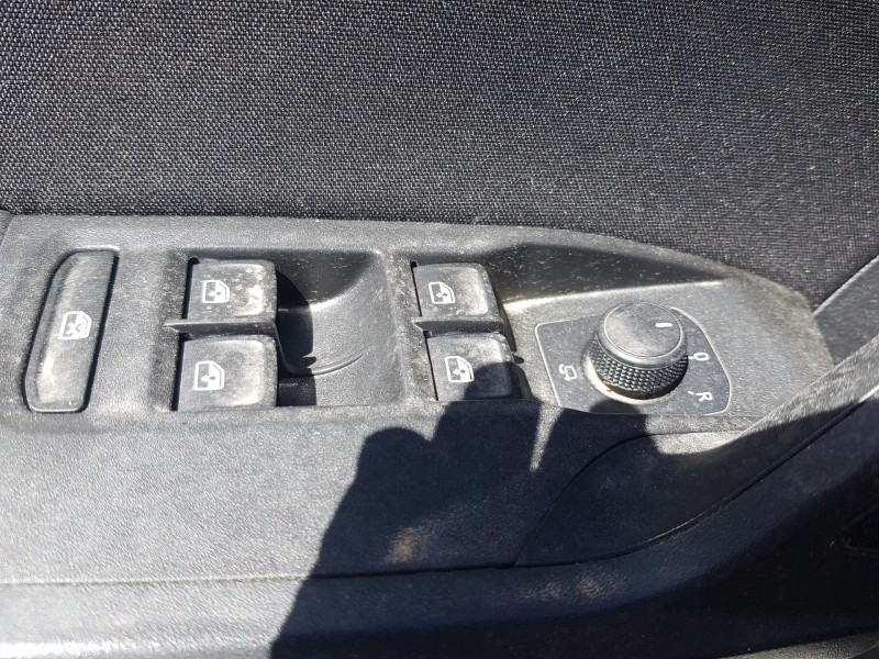 Recambio de mando elevalunas delantero izquierdo para seat ibiza v (kj1, kjg) 1.0 tgi referencia OEM IAM 5G0959857FWHS C/MANDO R