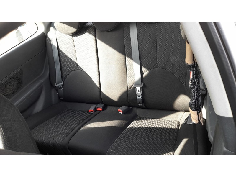 Recambio de asientos traseros para hyundai accent iii (mc) 1.6 gls referencia OEM IAM   
