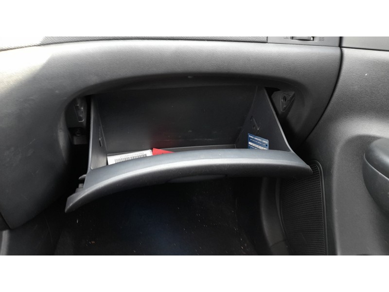 Recambio de guantera para hyundai accent iii (mc) 1.6 gls referencia OEM IAM 845101E200QSDS  