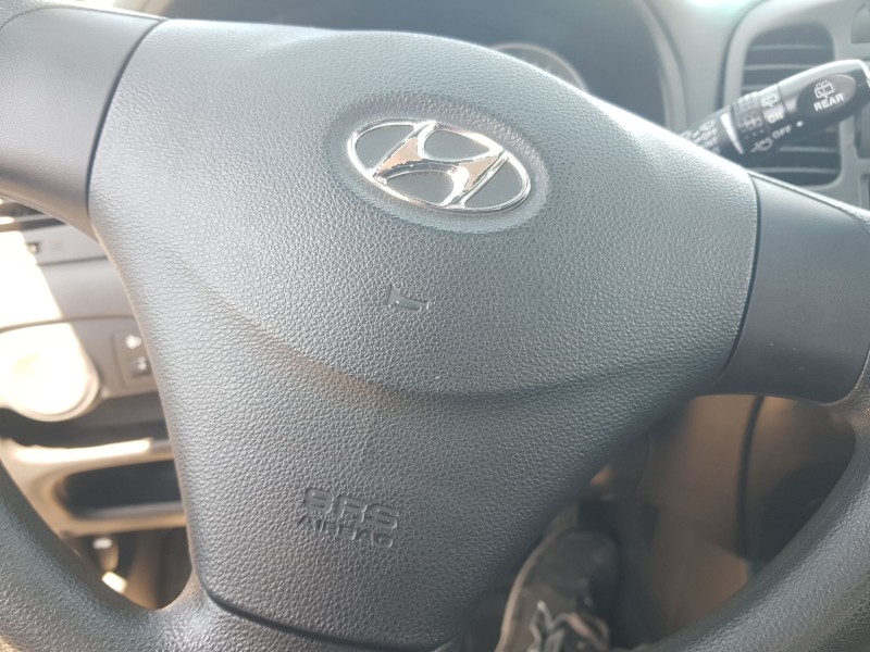 Recambio de kit airbag para hyundai accent iii (mc) 1.6 gls referencia OEM IAM 569001R0009Y C/ SALPICADERO Y PRETENSORES 569001R